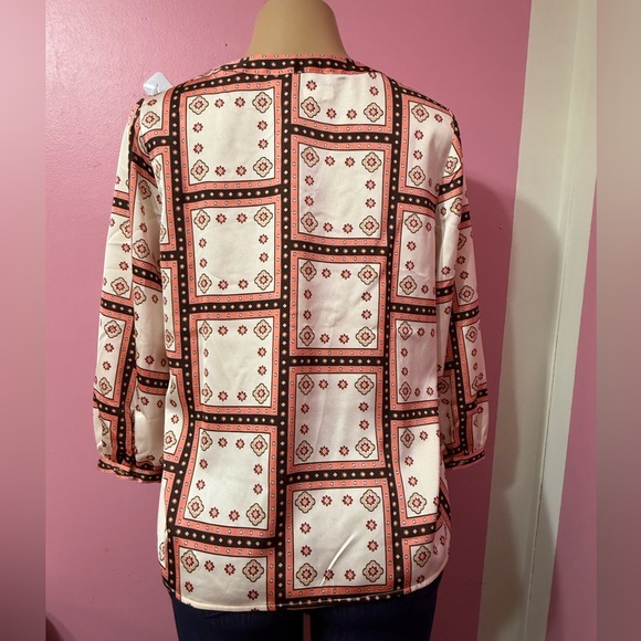 LOFT Pink and Black Patterned Blouse women's long sleeve size. S - Picture 2 of 4
